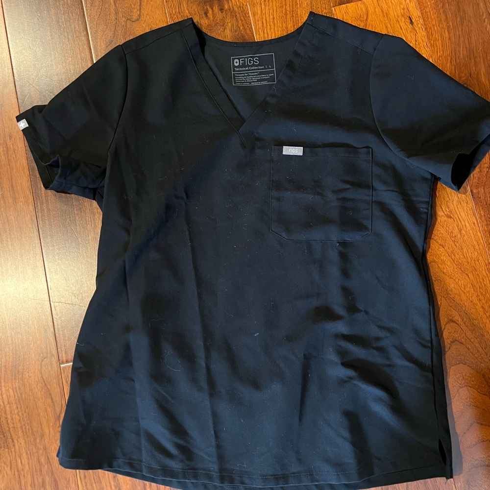 FIGS Catarina Classic One-Pocket Scrub Top - Women’s Large